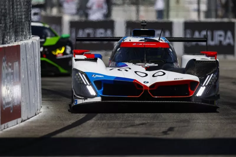 BMW M Hybrid V8: Softwarecode in Long Beach umgeschrieben