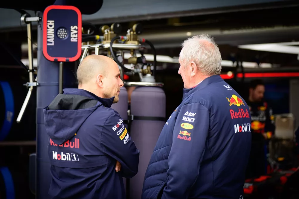Gianpiero Lambiase,Helmut Marko, Red Bull Racing