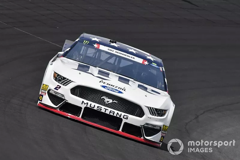  Brad Keselowski, Team Penske, Ford Mustang Miller Lite