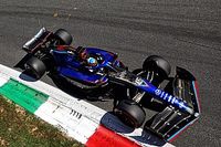 Zachwycający de Vries