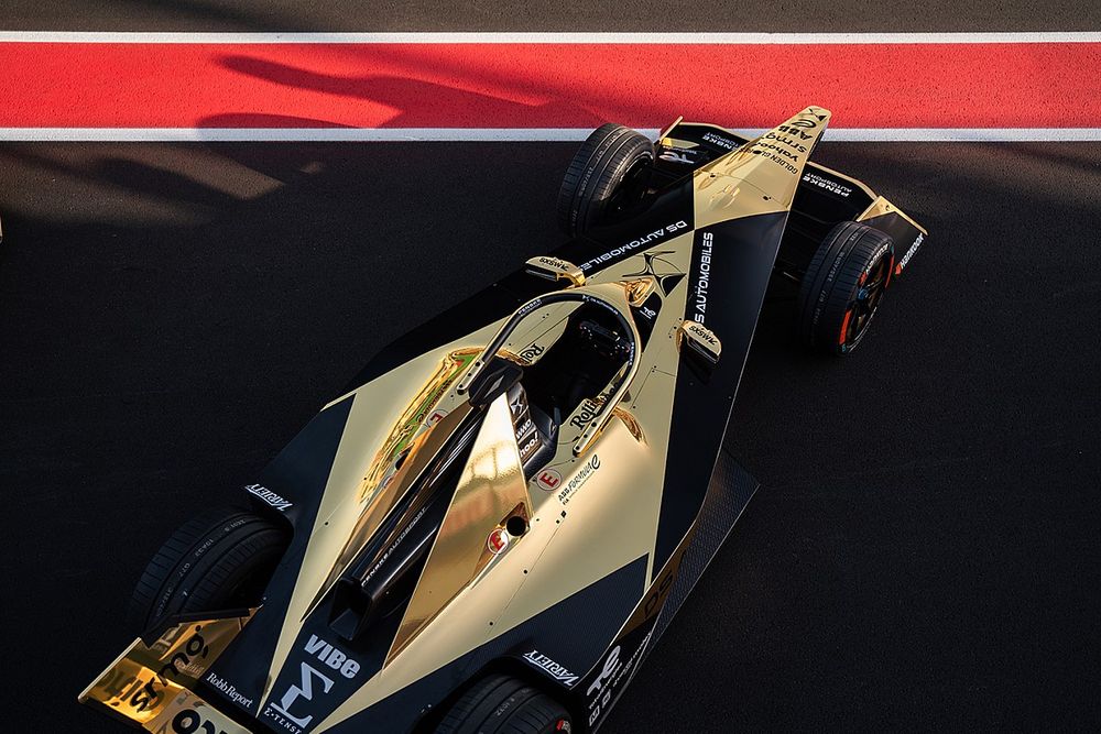 DS Automobiles DS E-TENSE FE 23