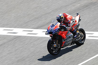 Dovizioso snelste op vrijdag in Thailand, zware crash Lorenzo
