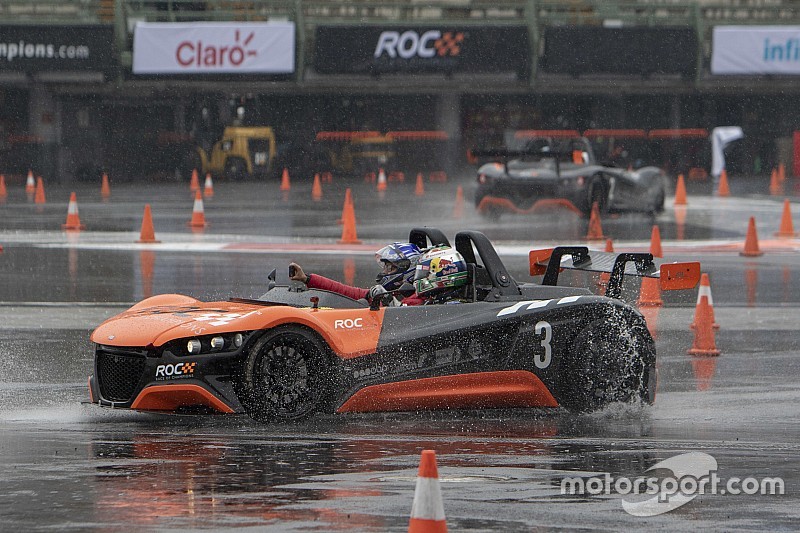 GALERÍA: los autos VUHL de Race of Champions