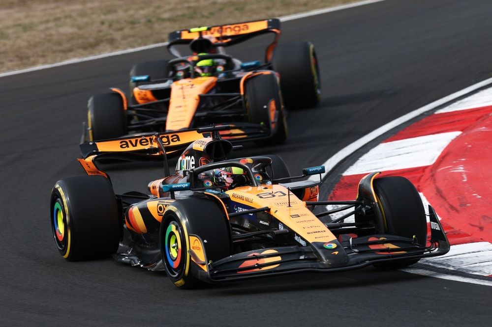 Lando Norris, McLaren, Oscar Piastri