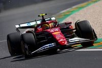 Por qu&eacute; Ferrari y Mercedes a&ntilde;aden pegatinas en el aler&oacute;n de sus F1