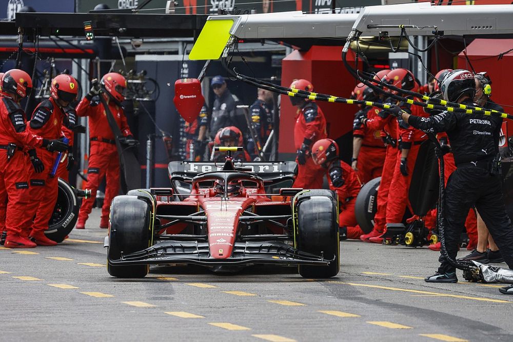 Carlos Sainz, Ferrari SF-23, leaves his pit box after a stop