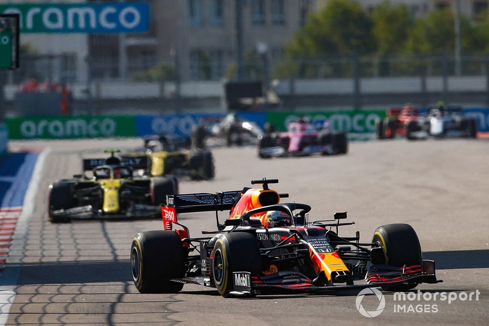 Max Verstappen, Red Bull Racing RB16, Esteban Ocon, Renault F1 Team R.S.20, and Daniel Ricciardo, Renault F1 Team R.S.20