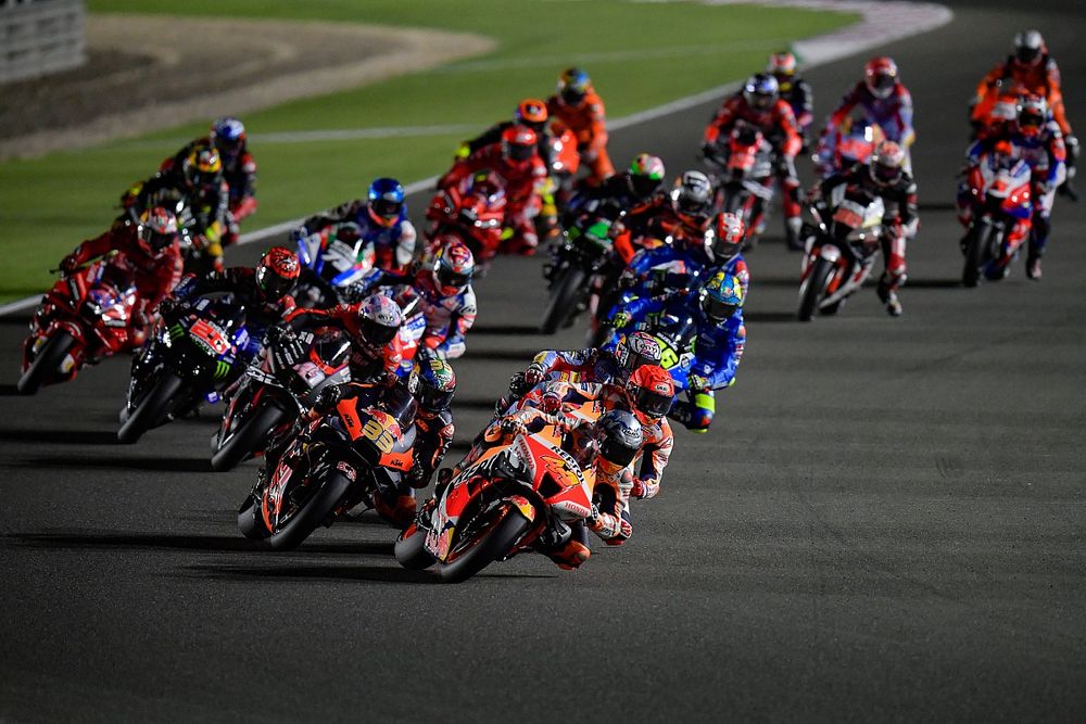 Start action, Pol Espargaro, Repsol Honda Team leads