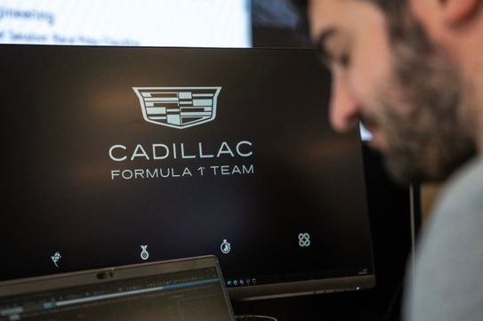 Cadillac Formule 1-team simuleert een raceweekend ter voorbereiding op 2026