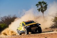 Sertões: Carros e motos mantêm brigas acirradas na chegada a Alagoas