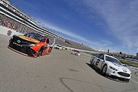 Truex ganó la segunda fase sobre Keselowski en Las Vegas