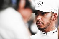 Hamilton says talk of sealing F1 title in Austin "silly"