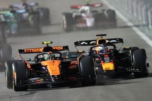F1: Como Norris e Piastri lidam com 'ameaça Verstappen' após desclassificação em Las Vegas