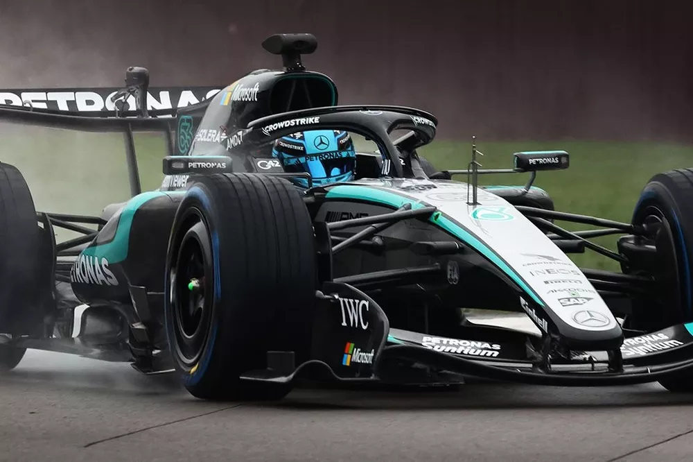 George Russell, Mercedes W17