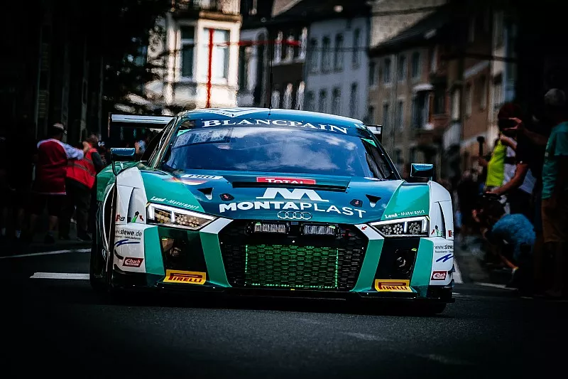 #29 Montaplast by Land-Motorsport Audi R8 LMS: Kelvin van der Linde, Sheldon van der Linde, Jeffrey Schmidt