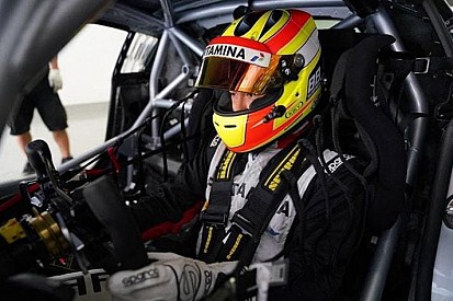 Rio Haryanto geber mobil balap Audi di Shanghai