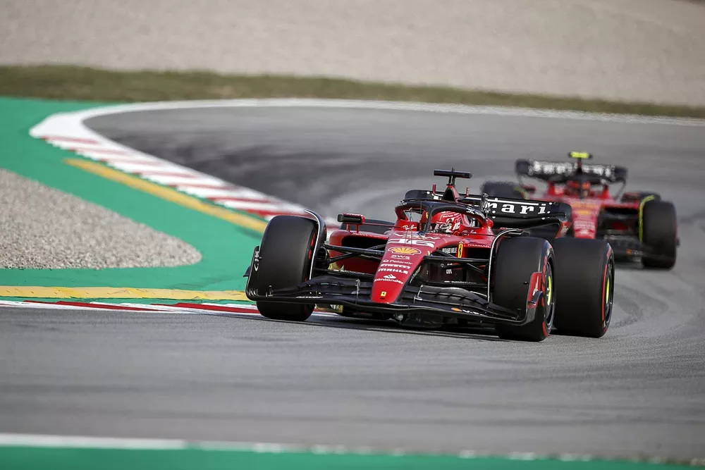 Charles Leclerc, Ferrari SF-23, Carlos Sainz, Ferrari SF-23