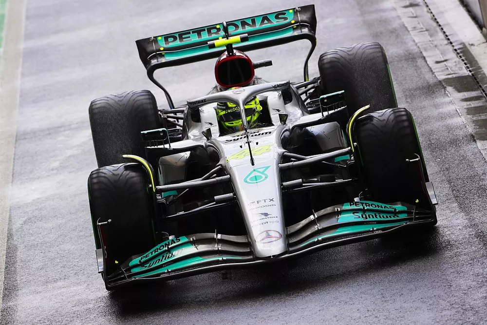 Lewis Hamilton, Mercedes W13