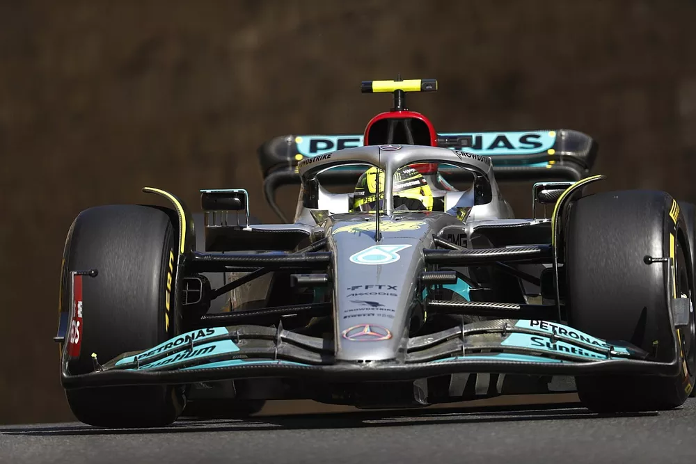 Lewis Hamilton, Mercedes W13