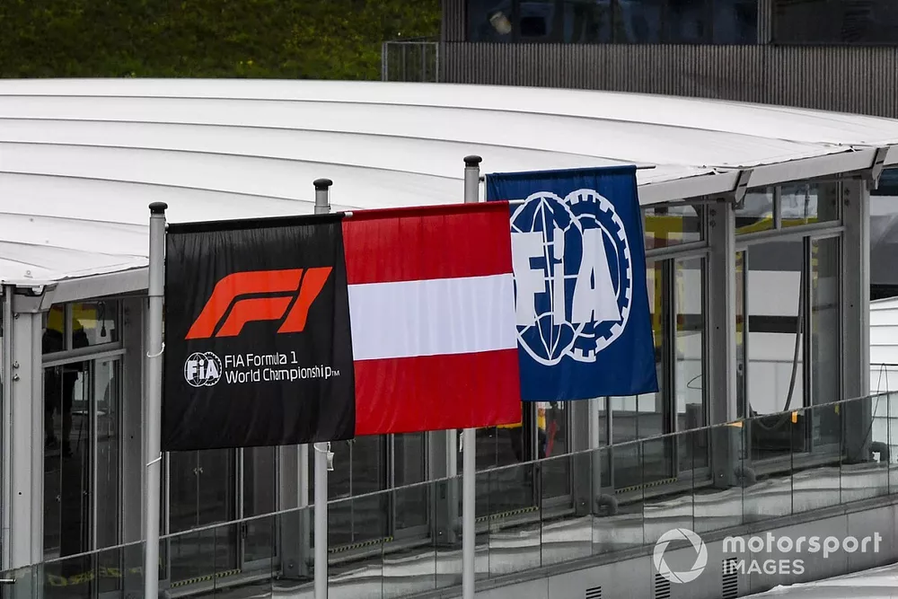 F1, FIA and Austrian flags