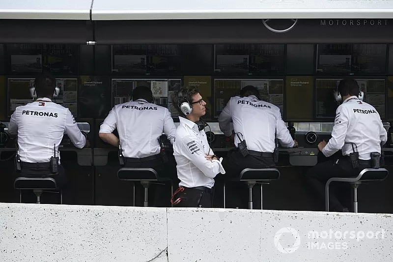 Toto Wolff, Mercedes AMG F1 Director of Motorsport, on the pit wall
