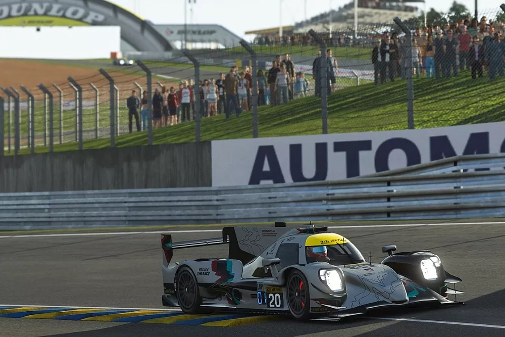 Porsche Coanda and R8G take 24 Hours of Le Mans Virtual pole positions