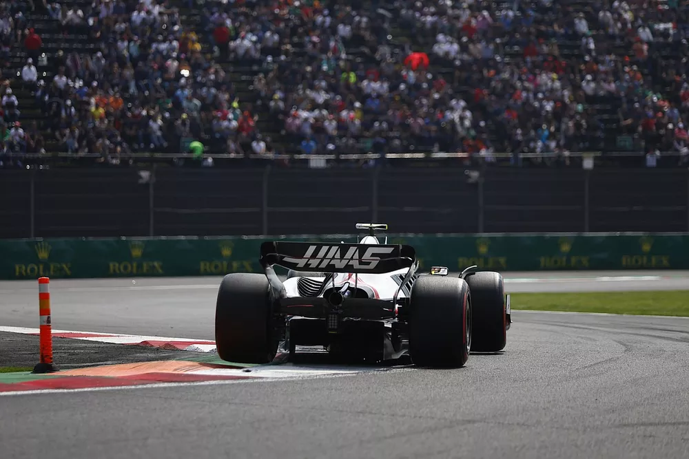 Mick Schumacher, Haas VF-22