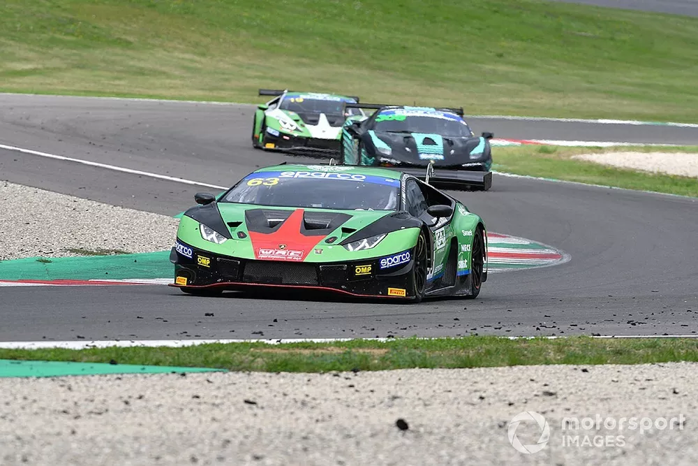 #63 Imperiale Racing, Lamborghini Hurac&aacute;n GT3 Evo: Luca Ghiotto, Alex Frassineti

