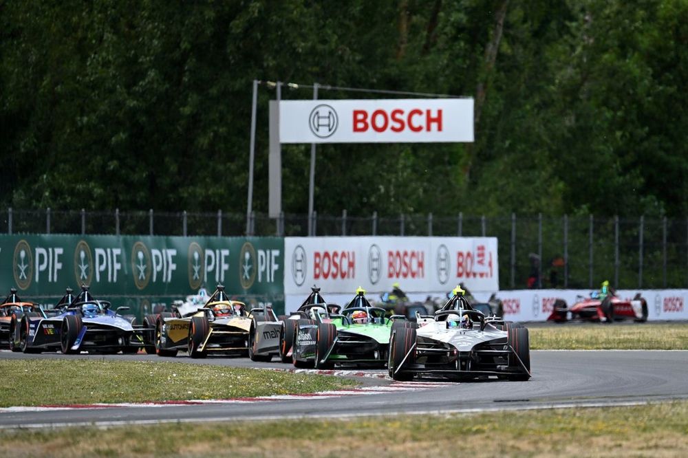 Nick Cassidy, Jaguar TCS Racing, Jaguar I-TYPE 6 