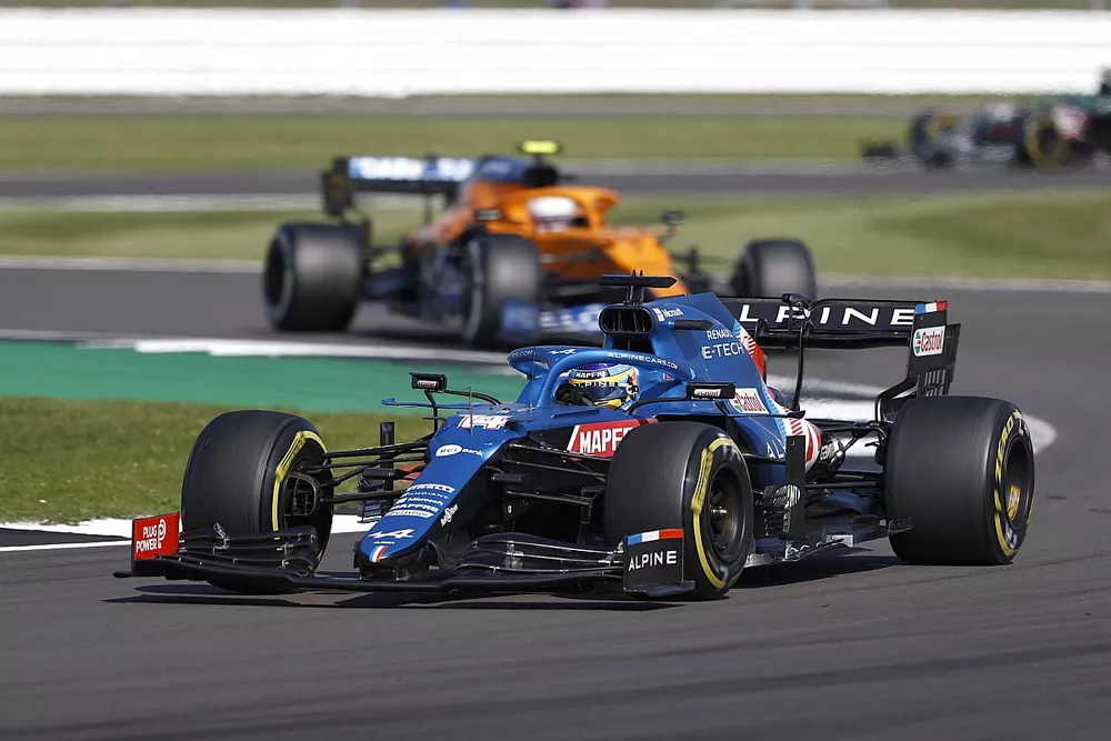 Fernando Alonso, Alpine A521, Lando Norris, McLaren MCL35M