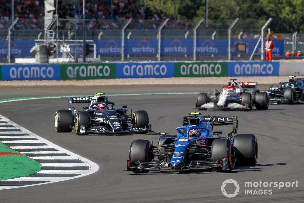 Esteban Ocon, Alpine A521, Pierre Gasly, AlphaTauri AT02, Kimi Raikkonen, Alfa Romeo Racing C41
