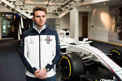 Williams incorpora a Rowland como "piloto joven"