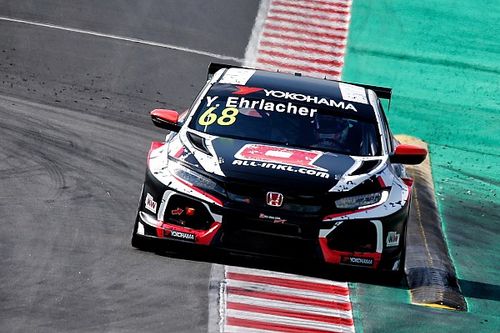 Ehrlacher sorprende y se lleva la victoria en la primera carrera del WTCR en Hungr&iacute;a 