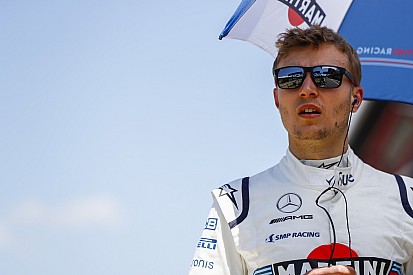 Сироткин о будущем сезоне Ф1: Уверен, в SMP Racing тоже хотят продолжать