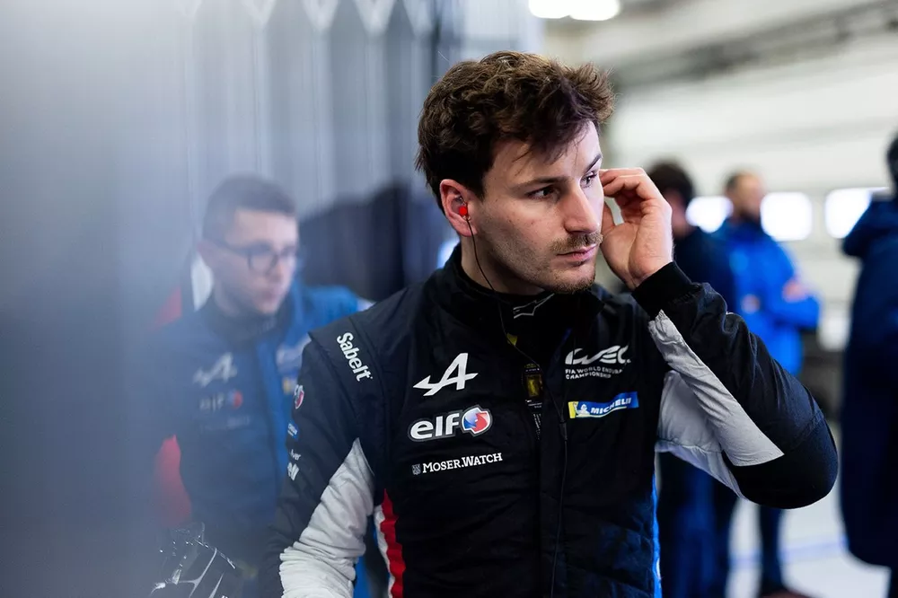 #36 Alpine Endurance Team Alpine A424: Victor Martins