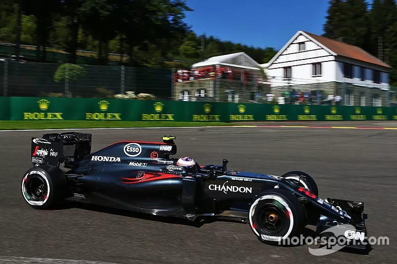 Jenson Button, McLaren MP4-31