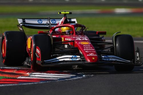 F1: Hamilton revela que est&aacute; com carro quase id&ecirc;ntico ao de Leclerc