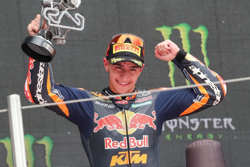 Podio: José Antonio Rueda, Red Bull KTM Ajo