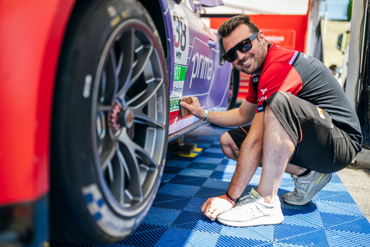 Carrera Cup Italia | Iaquinta da (mezzo) sorriso nel venerdì del Mugello