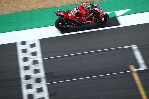 La parrilla de salida del GP de Gran Bretaña 2022 de MotoGP en Silvertone
