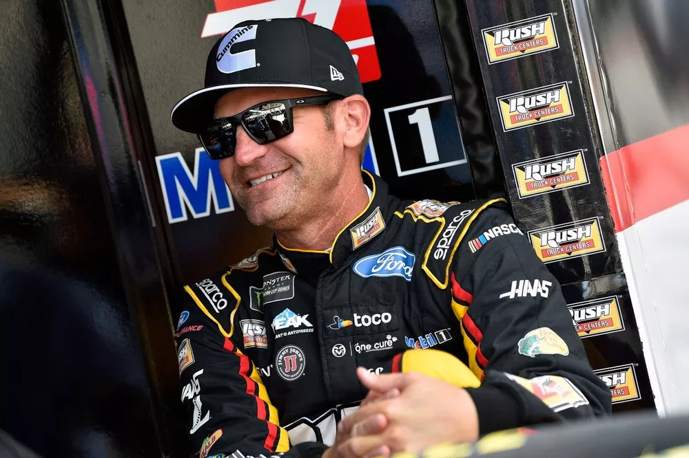 Clint Bowyer, Stewart-Haas Racing, Ford Mustang Rush / Cummins