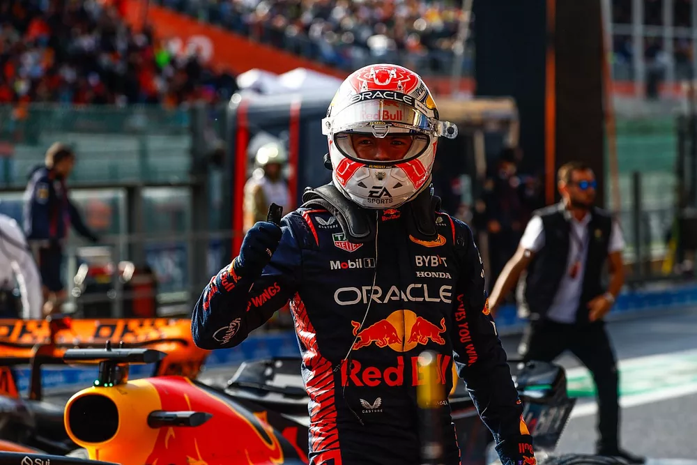 Max Verstappen, Red Bull Racing, fête sa victoire