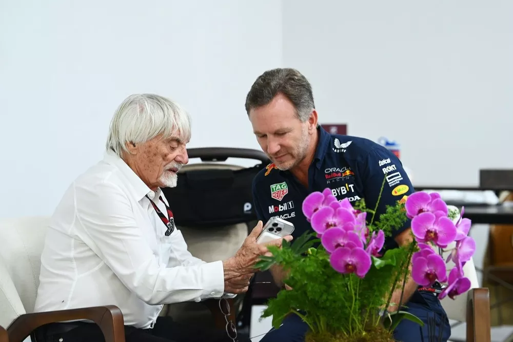 Bernie Ecclestone with Christian Horner, Team Principal, Red Bull Racing 