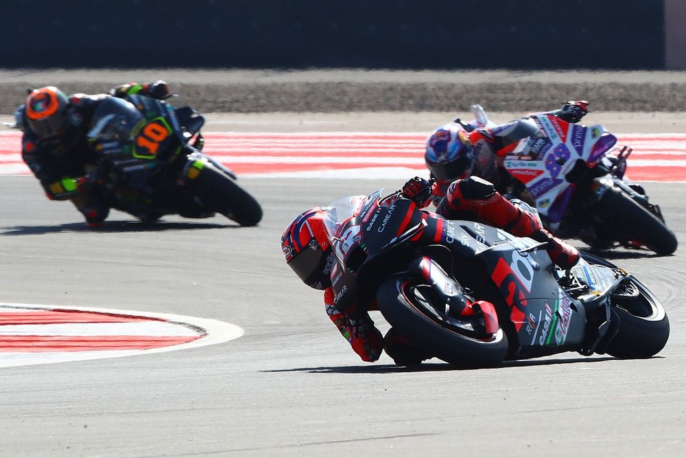 Maverick Viñales, Aprilia Racing Team