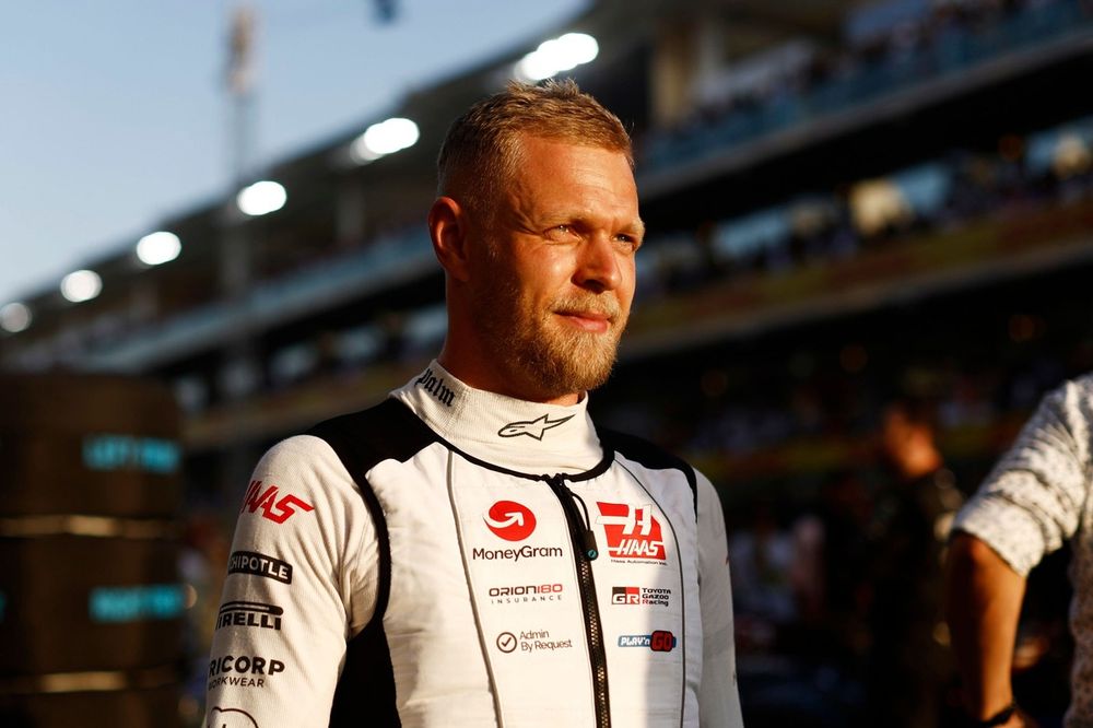 Kevin Magnussen, Haas F1 Team, on the grid