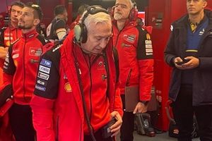 Ducati estrena la comunicaci&oacute;n por radio piloto-box en MotoGP