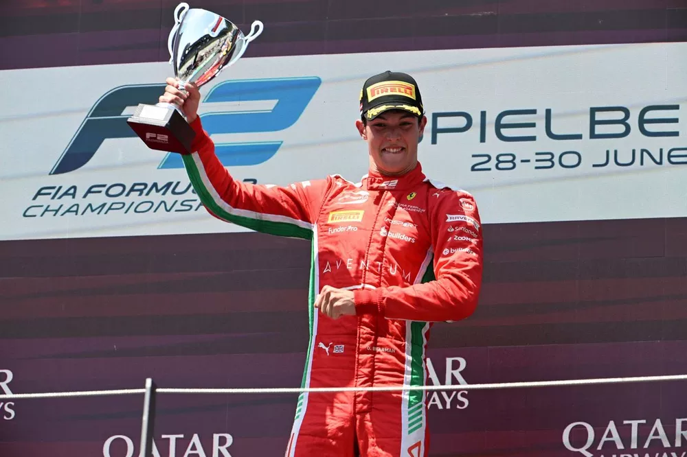 Oliver Bearman, Prema Racing, 1st position, on the podium