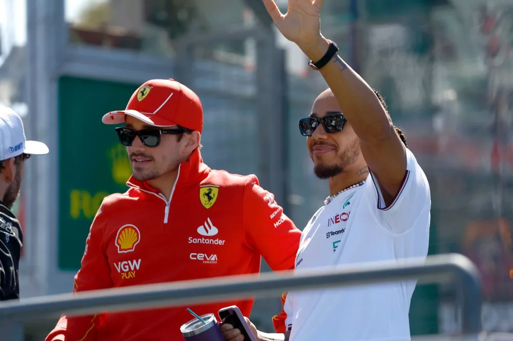 Drivers Parade
Charles Leclerc, Scuderia Ferrari, Sir Lewis Hamilton, Mercedes-AMG F1 Team
