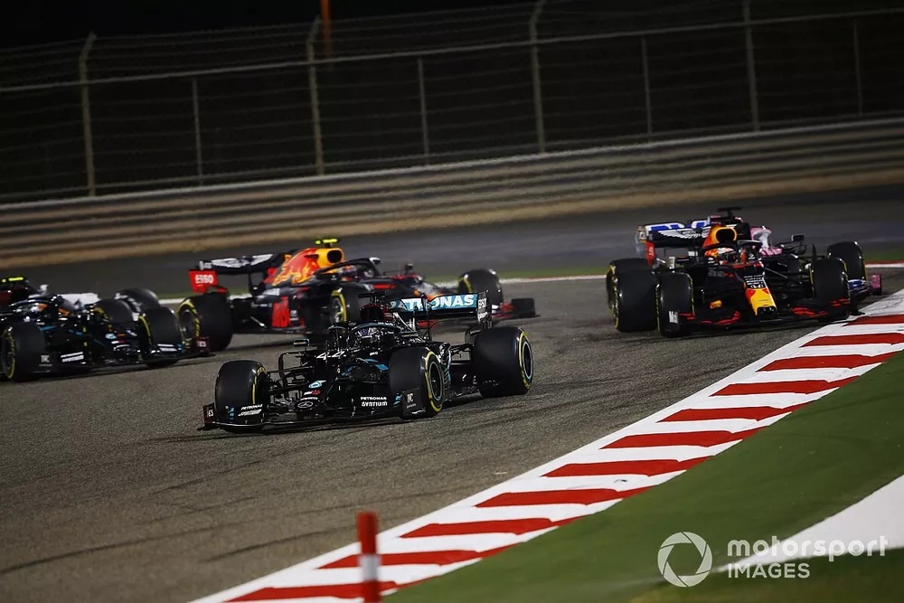 Lewis Hamilton, Mercedes F1 W11, Max Verstappen, Red Bull Racing RB16, Sergio Perez, Racing Point RP20, Alex Albon, Red Bull Racing RB16 and Valtteri Bottas, Mercedes F1 W11 