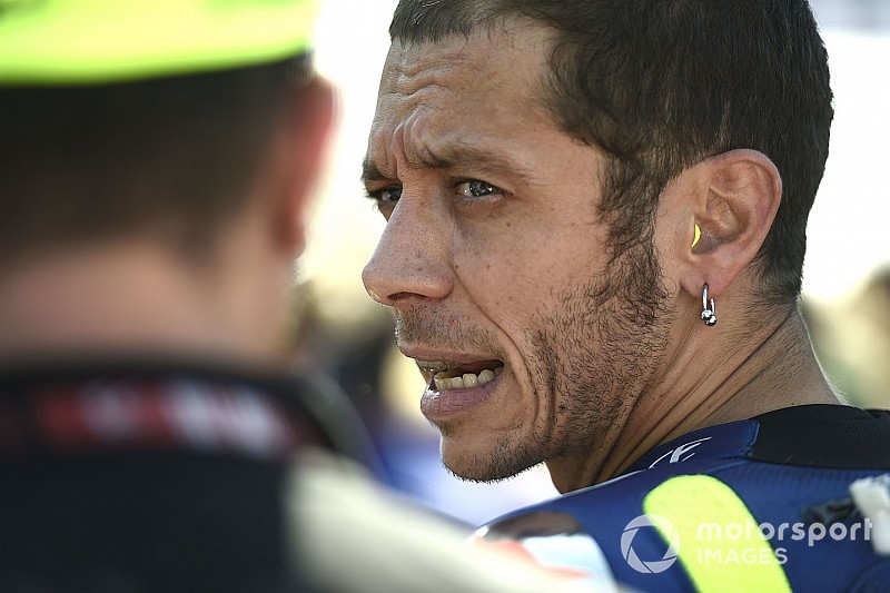 Rossi: “Sobre Fenati ha opinado gente que no ha visto una carrera en su vida”